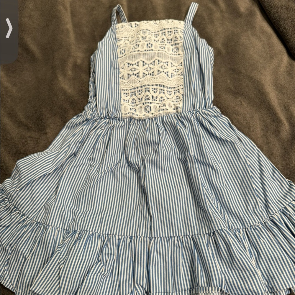 Girls BCBG beautiful dress. Worn once and washed.